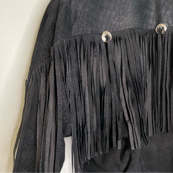 Vintage sueded leather fringed crop jacket medium - Picture 5 of 15